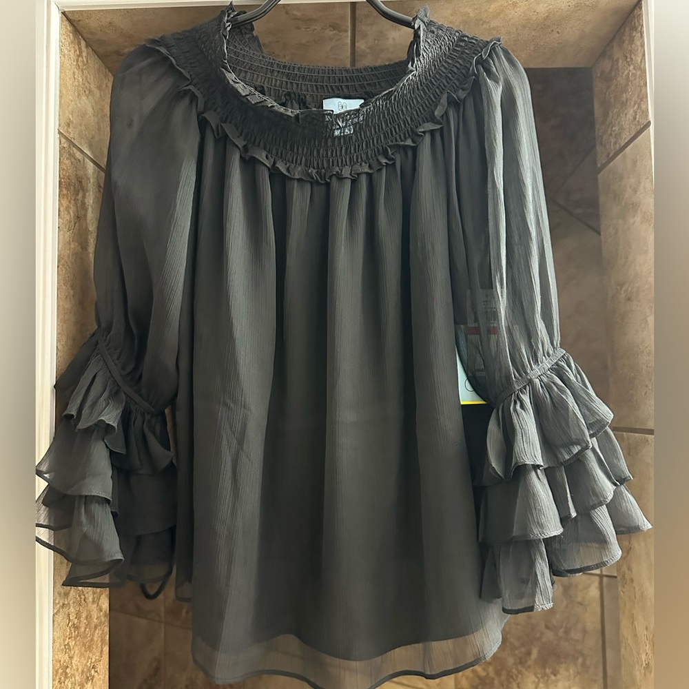 NWT CECE black ruffle sleeve blouse size XS